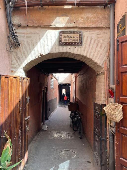 Ferienwohnung Petit Riad Authentique Tout Proche De Dar El Bacha Marrakesch Exterior foto