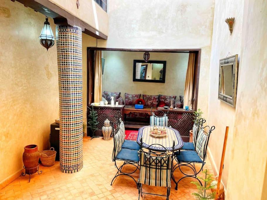 Ferienwohnung Petit Riad Authentique Tout Proche De Dar El Bacha Marrakesch Exterior foto