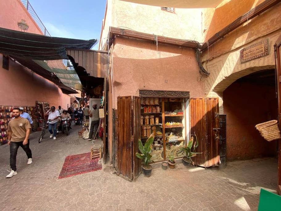 Ferienwohnung Petit Riad Authentique Tout Proche De Dar El Bacha Marrakesch Exterior foto